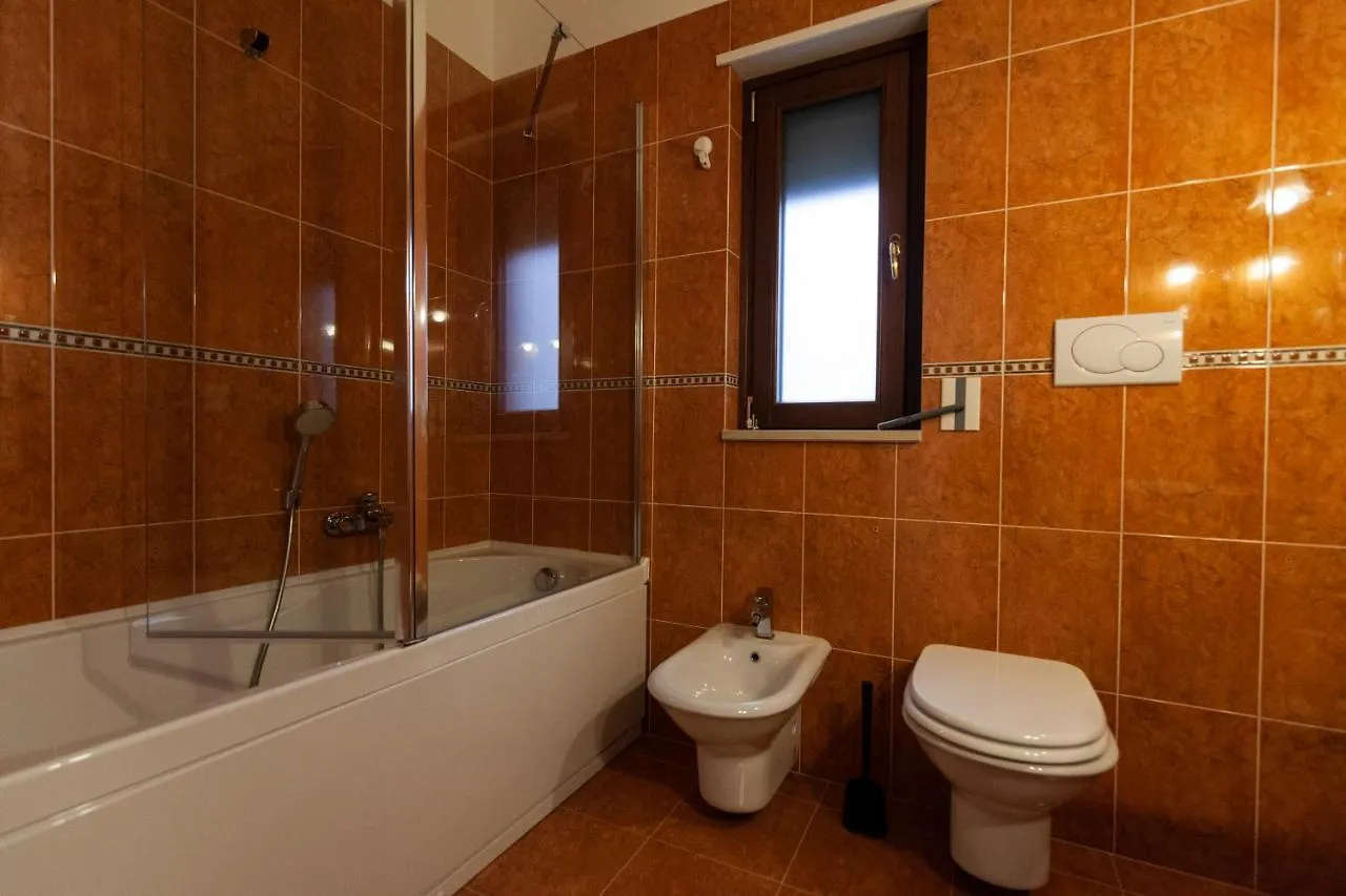 Calefati Holiday Appartement Bari 0*,  Italië
