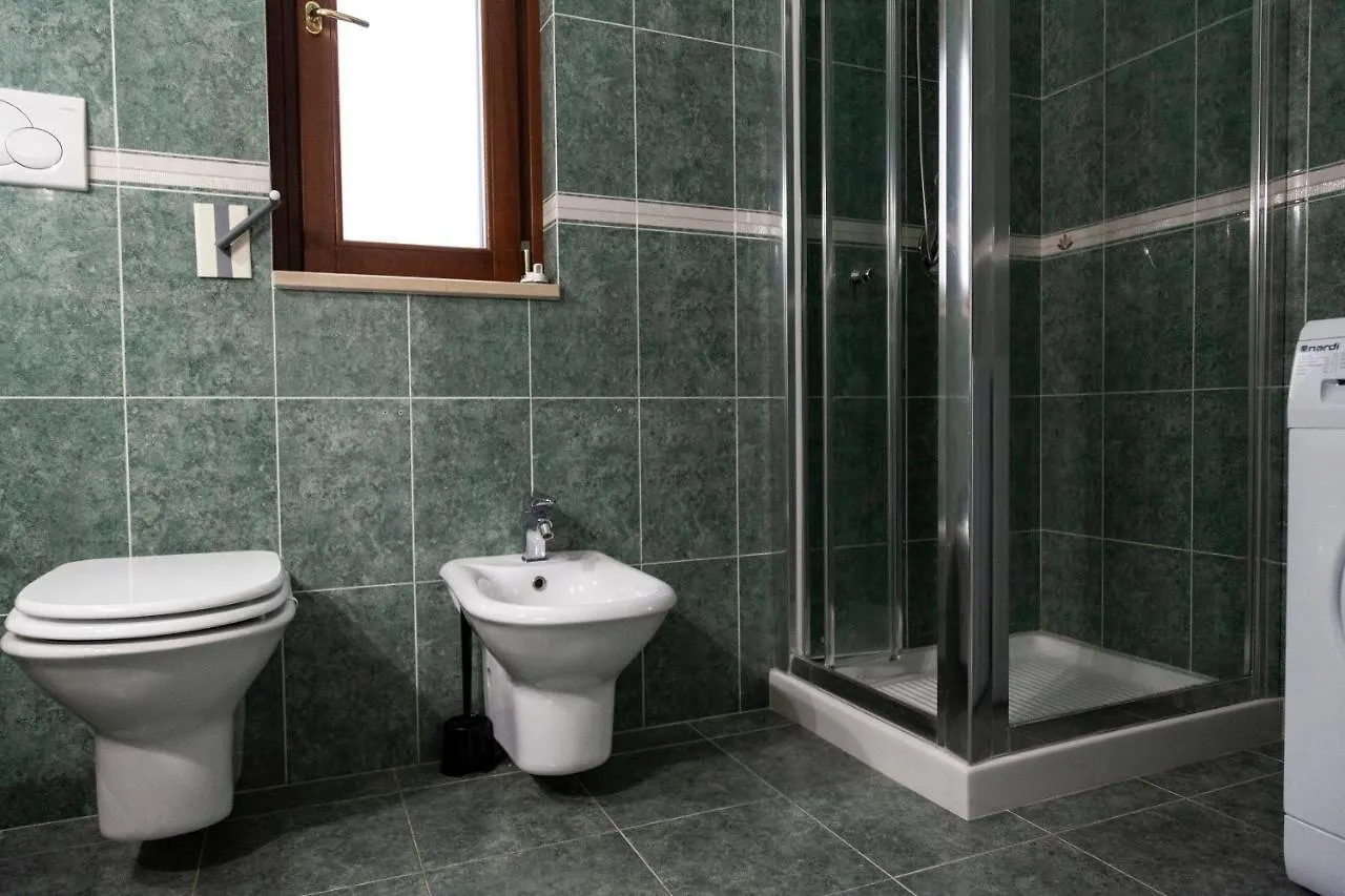 Calefati Holiday Appartement Bari Italië