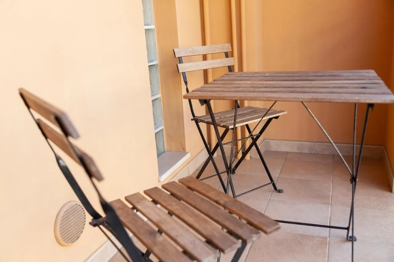 Calefati Holiday Appartement Bari 0*,  Italië
