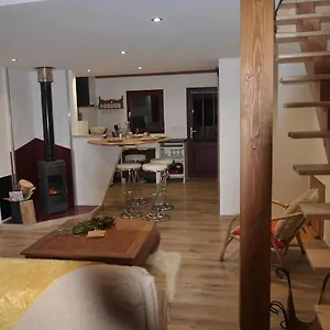 https://studio54th.hotels-rhonealpes.com