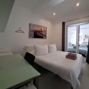 https://cozy-t2-moulin-de-la-calade-au-coeur-du-var.fr-provencehotel.com