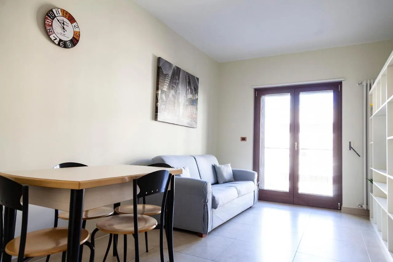 Calefati Holiday Apartment Bari 0*,